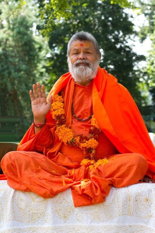 Swani_Maheshwaranand_portrai_1