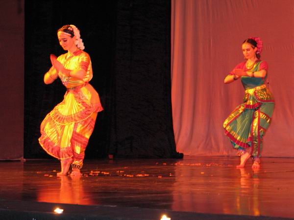 HOLI 2005